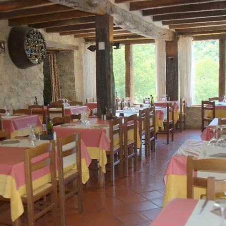 De La Rovira Guest house Oix
