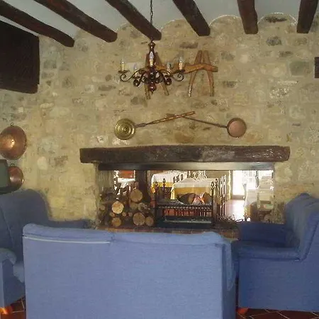 De La Rovira Guest house