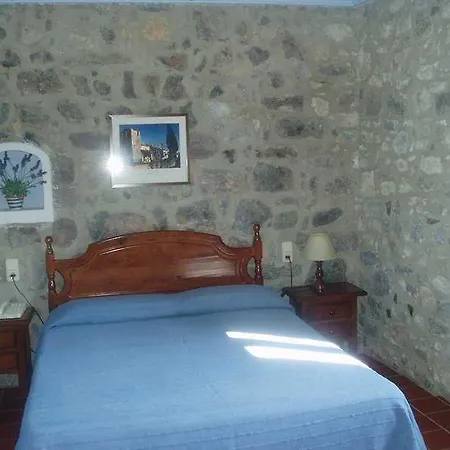 De La Rovira Guest house *
