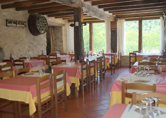 De La Rovira بيت ضيافة Oix